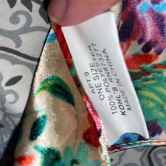 Scarf APT . 9 floral scarf one size - Picture 3 of 3